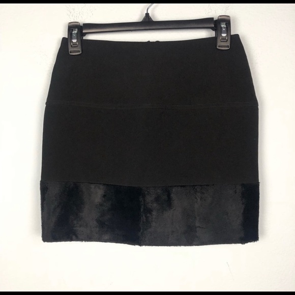 Maje fur trimmed top and skirt set - Picture 4 of 4